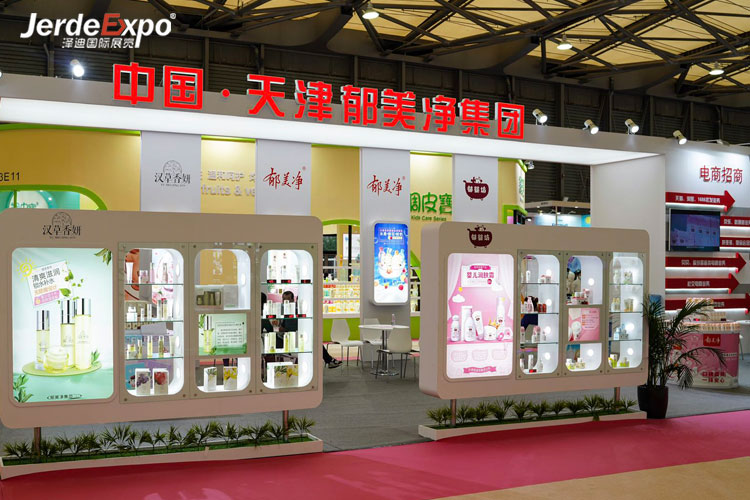 戶外展臺(tái)為什么要采用鋼木結(jié)合結(jié)構(gòu)呢?上海展臺(tái)布置搭建公司答